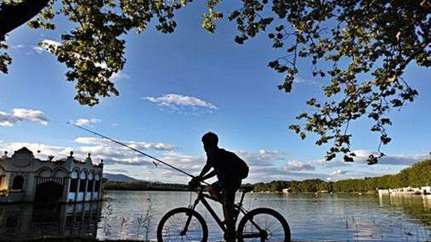 Camping Bungalow El Llac De Banyoles Porqueres Exteriör bild